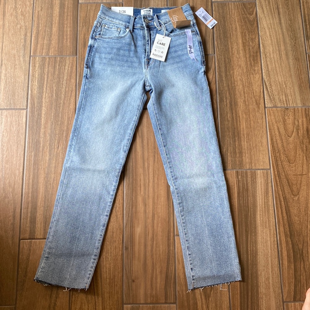 Kensie Jeans Light Wash Slim Fit Jeans